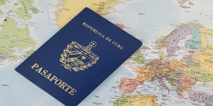 Jueza federal de EE.UU. anula suspensión masiva de visas para 75 países y abre un resquicio legal para los cubanos