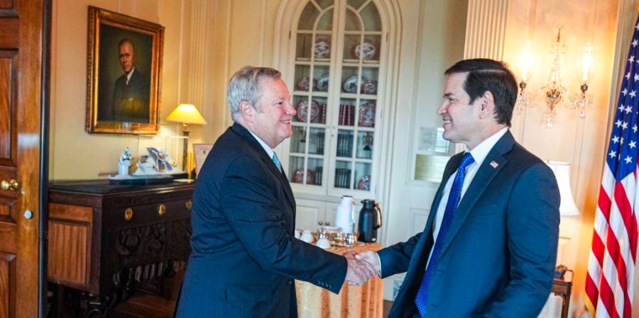 Rubio y Hammer se reúnen en Washington para agilizar los 100 millones en ayuda humanitaria y evaluar la crisis en Cuba