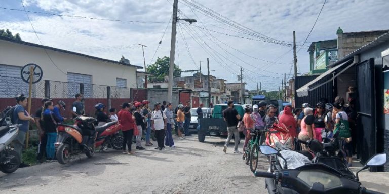 Escasez de aceite y manteca dispara el mercado informal en Cuba y revive los fantasmas del Período Especial