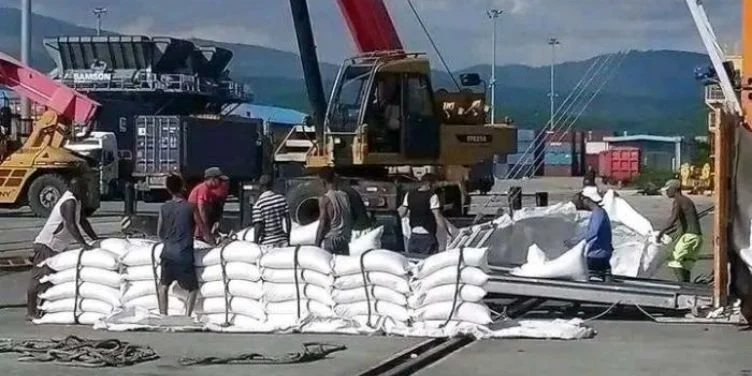 Régimen cubano anuncia distribución de arroz en Oriente mientras se intensifican las protestas por apagones y escasez