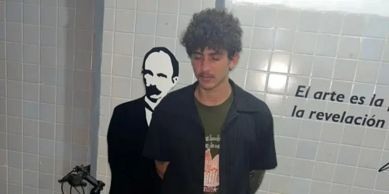 La dictadura cubana reprime y desarticula el paro estudiantil contra el tarifazo de ETECSA, denuncia Raymar Aguado