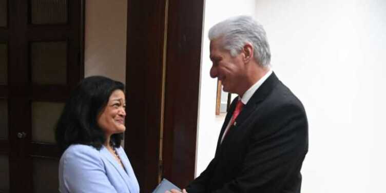 Congresista demócrata aboga por \»negociaciones reales\» con el régimen de La Habana tras constatar la crisis en la isla