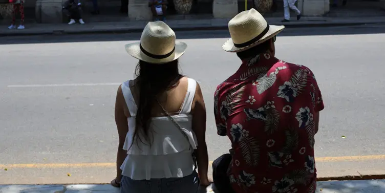 Bulgaria reitera advertencia de no viajar a Cuba ante el colapso energético, escasez y creciente inseguridad