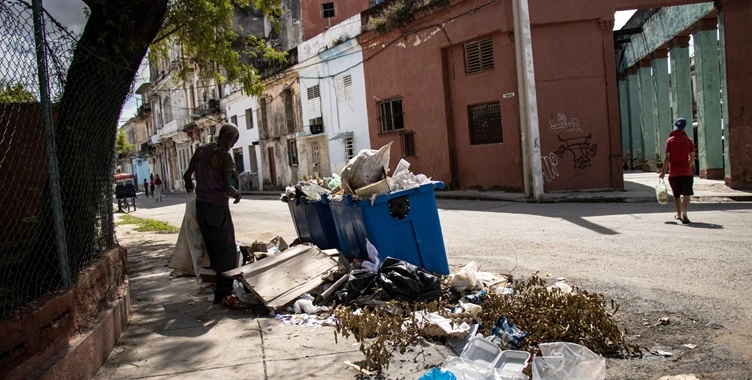 Sociólogos afines al régimen admiten la profundización de la desigualdad y la «policrisis» en Cuba