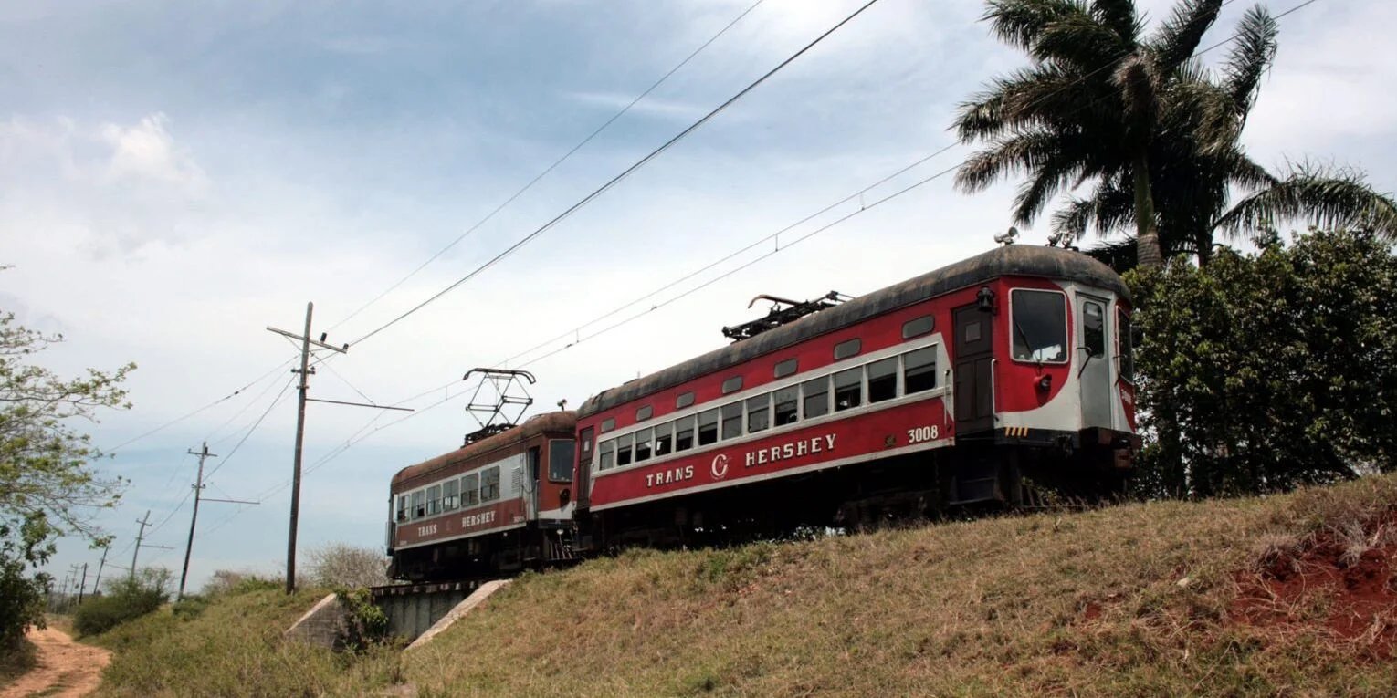 El tren de Hershey permanece varado tras siete años de abandono: el régimen admite que no hay fecha para su reactivación