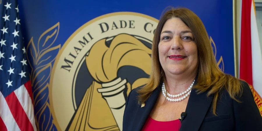 La presidenta del Miami Dade College aboga por una educación basada en el pensamiento crítico frente al adoctrinamiento en Cuba