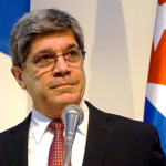 El régimen de La Habana busca urgente acercamiento con Washington: «Queremos llegar a una solución lo antes posible», afirma vicecanciller cubano