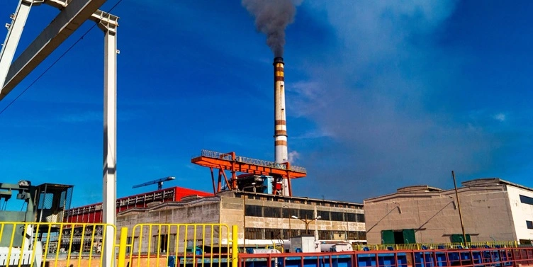 Colapso eléctrico en Cuba: La termoeléctrica Felton anuncia nueva parada técnica ante el déficit crónico del sistema energético