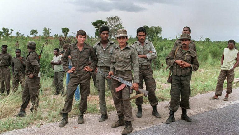 Un testimonio revela la coerción y precariedad del entrenamiento de reservistas cubanos para la guerra de Angola