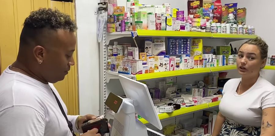 La Habana estrena su primera farmacia privada tras seis décadas de monopolio estatal y en medio del colapso sanitario