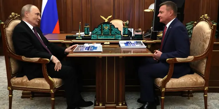 Muere en extrañas circunstancias el exministro de Transporte ruso horas tras ser destituido por Putin: un patrón autoritario que resuena en Cuba