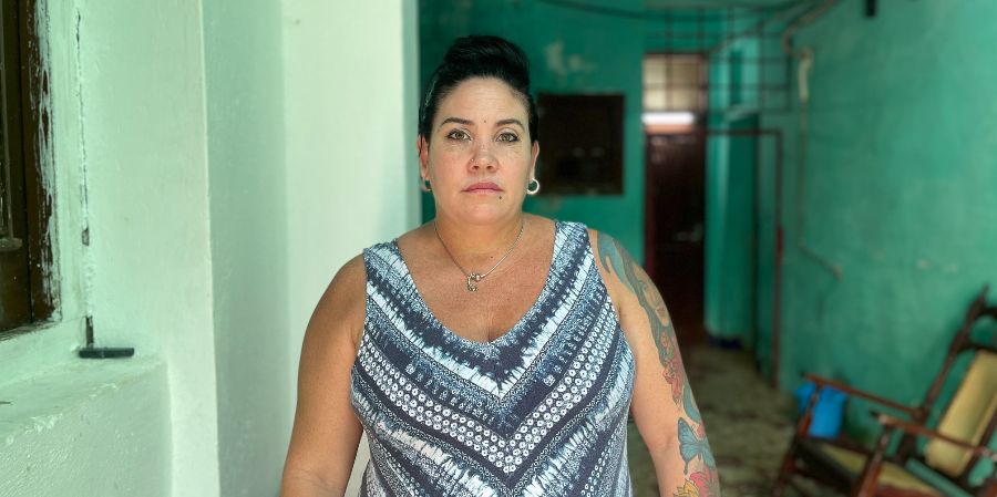Una madre cubana denuncia engaño procesal tras perder la patria potestad de su hijo en una adopción por integración