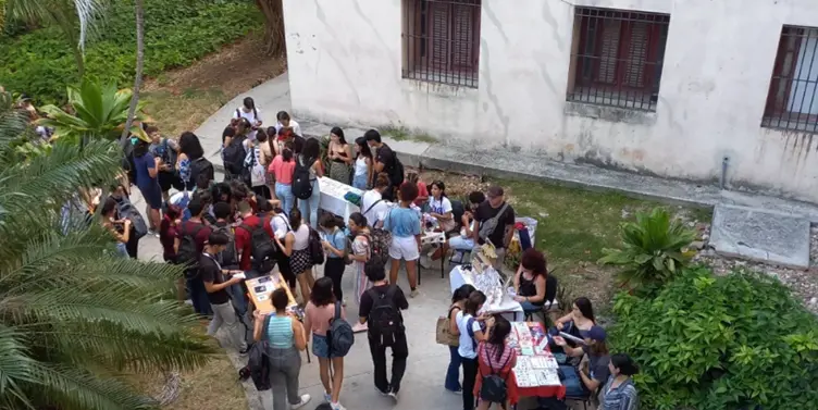 Estudiantes de Biología y FAMCA se suman al paro universitario contra el tarifazo de ETECSA y desconocen a la cúpula de la FEU