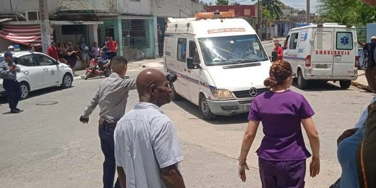 Tragedia en Ciego de Ávila: Volcadura de vehículo estatal deja tres menores fallecidos y más de 30 heridos