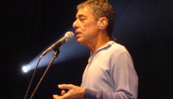 Chico Buarque presta su prestigio a la propaganda del régimen cubano en medio de la crisis más profunda de la isla