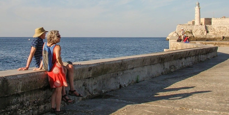 El turismo en Cuba se desploma un 19 % y encamina a la isla hacia su peor año desde 2003
