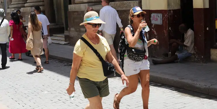 El colapso del turismo en Cuba: octubre registra su peor cifra en cuatro años y hunde las esperanzas económicas del régimen
