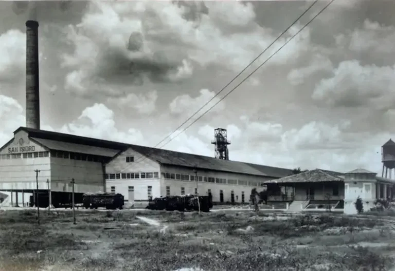 Del esplendor azucarero al colapso: la historia de Cuba y el central San Isidro bajo el régimen