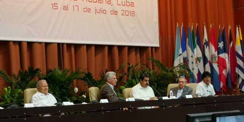 El «progresismo» como fachada ideológica: cómo la dictadura cubana y sus aliados se amparan en una falacia histórica