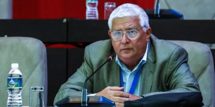 El régimen de La Habana solicita toneladas de insecticidas bajo el pretexto del huracán Melissa para ocultar una epidemia de dengue