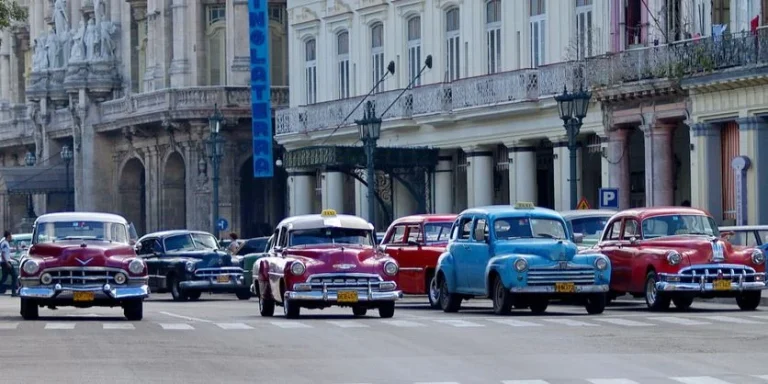 El régimen de La Habana prioriza fábrica de calzado con capital chino mientras la isla enfrenta colapso energético y alimentario