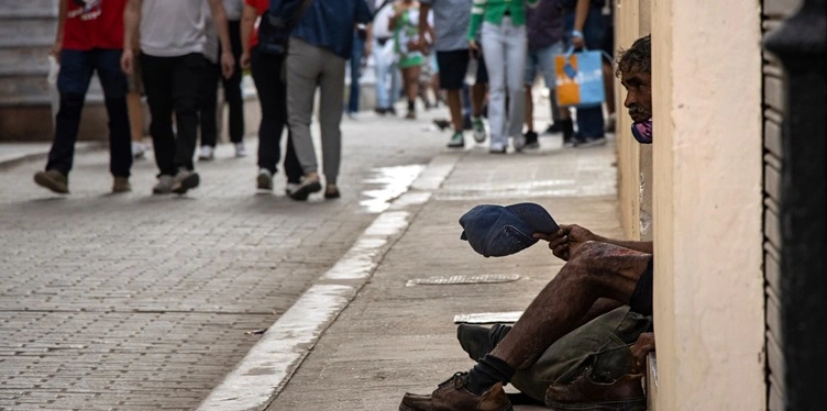 ETECSA impone un tarifazo en divisas mientras el colapso energético y la crisis social agudizan la tensión en Cuba