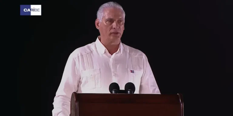 Díaz-Canel acusa a EE. UU. de prohibir protestas mientras la dictadura cubana reprime un récord de manifestaciones populares