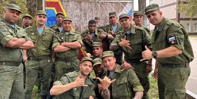 Rusia intensifica el reclutamiento de cubanos para la guerra en Ucrania con la presunta complicidad del régimen de La Habana