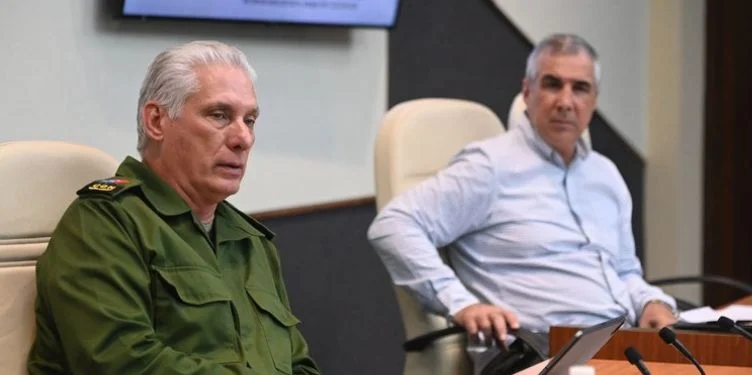 El régimen cubano replicará el esquema de gestión de la COVID-19 para enfrentar la crisis de arbovirosis y síndromes febriles