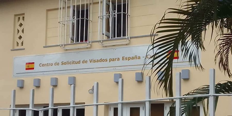 España traslada su centro de visados a Miramar e impone una nueva tasa de 17 euros que agrava el costo de salida para los cubanos