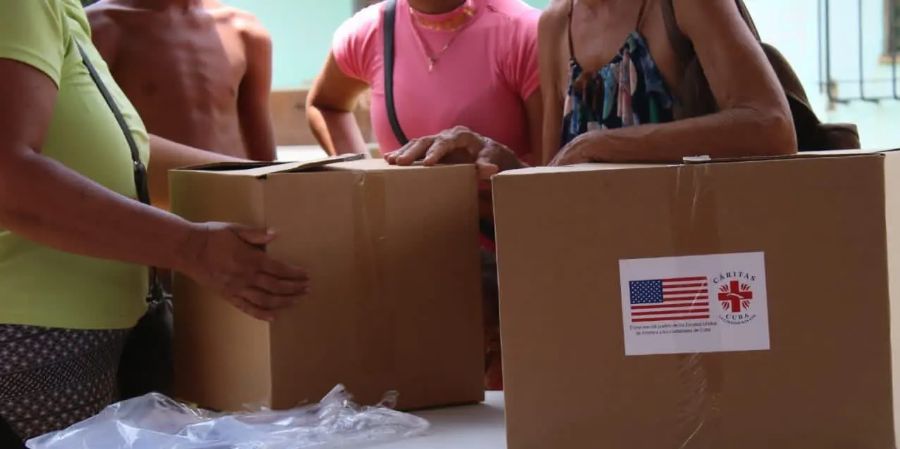 EE.UU. inicia la distribución de ayuda humanitaria en Cuba a través de Cáritas con criterios estrictos ante el colapso social