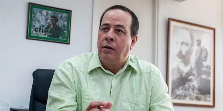 El régimen cubano admite ante los BRICS el colapso sanitario de la isla: más de 100.000 cirugías pendientes