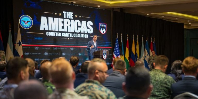 EE.UU. advierte a la dictadura cubana sobre espionaje y armamento: \»Todas las opciones están sobre la mesa\»