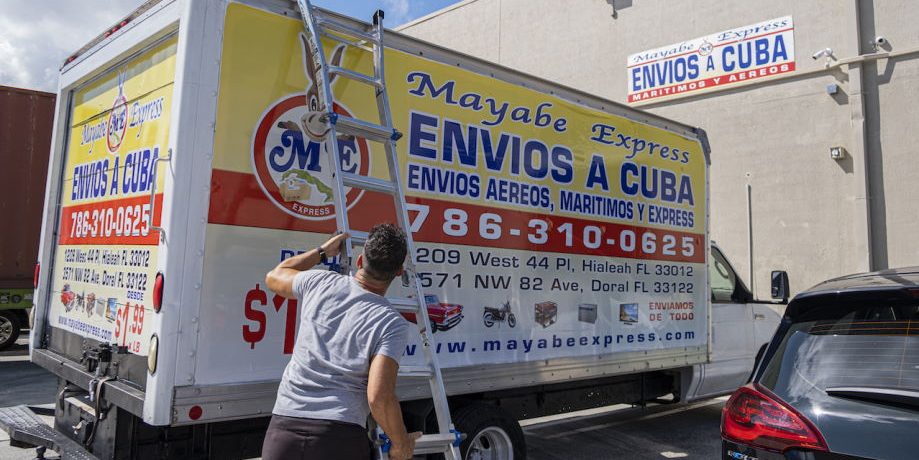 Empresas estatales cubanas reciben exportaciones millonarias desde EE. UU. amparadas por licencias federales