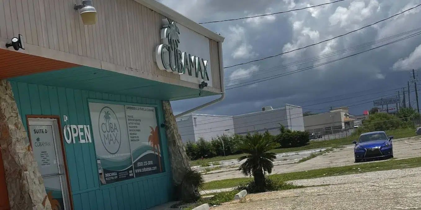 Cubamax se deslinda de red de licencias fraudulentas en Florida pese a la detención de sus empleadas