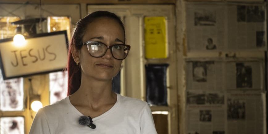 Seis meses sin juicio: El calvario de los creadores de \»El4tico\» tras satirizar la crisis cubana