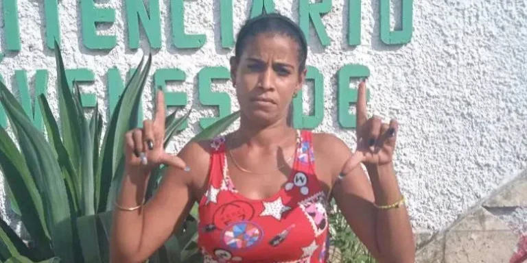 Régimen cubano enfrenta denuncias por riesgo de vida de la presa política Mileidys Rodríguez Mas