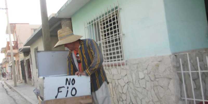 El colapso económico en Cuba impone la ley del «No fío» y hunde a los sectores más vulnerables