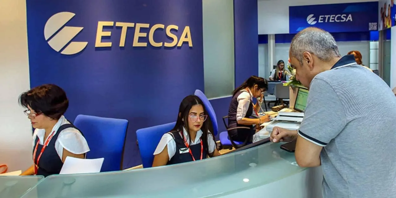 El «paquetazo» de ETECSA: una estrategia de control social disfrazada de crisis empresarial