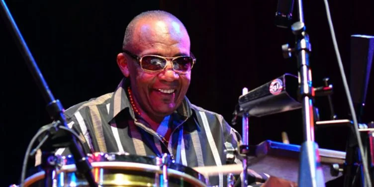 Fallece el percusionista Changuito, creador del songo y pilar de Los Van Van, a los 76 años