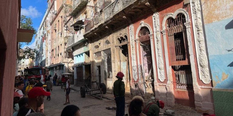 Depresión tropical azota el oriente de Cuba: inundaciones masivas, colapso eléctrico y personas atrapadas