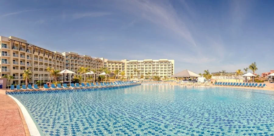 El negocio oculto detrás de los hoteles vacíos en Cuba: la complicidad extranjera y el colapso del modelo turístico