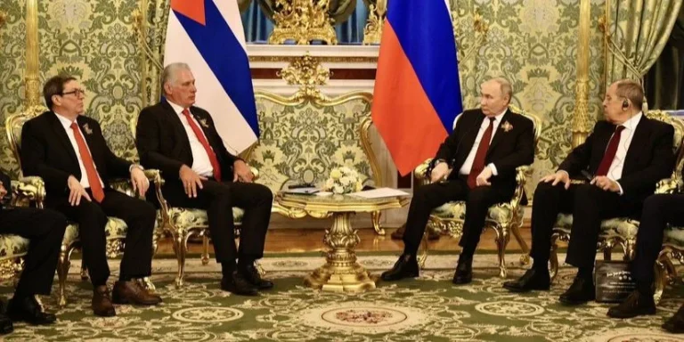 El régimen de La Habana anuncia su primera empresa mixta biofarmacéutica con Rusia para reforzar alianza estratégica