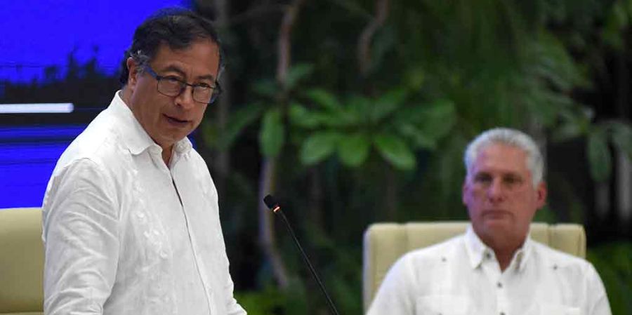 Gustavo Petro cierra su mandato en Colombia con un viaje de respaldo diplomático a la dictadura cubana
