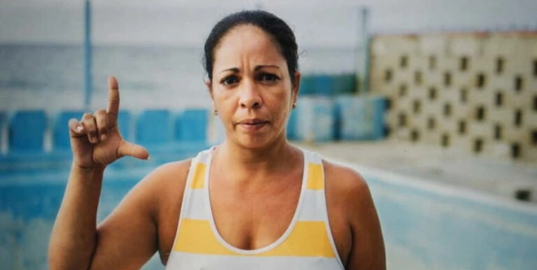 La dictadura cubana destierra a la Dama de Blanco Aymara Nieto tras años de prisión política
