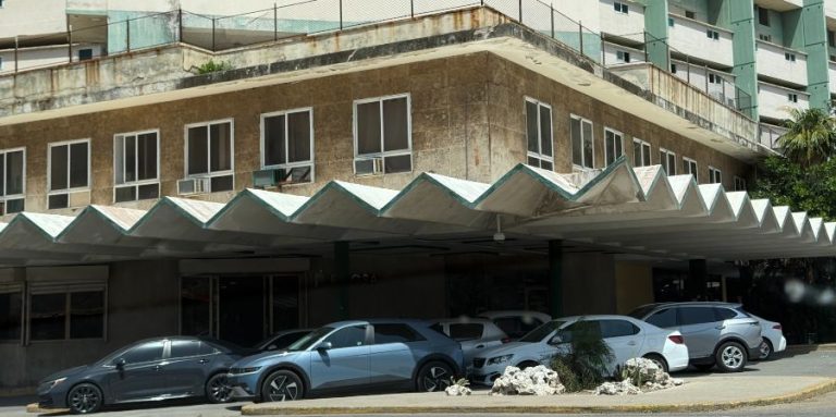 El colapso del emblemático edificio Focsa: residentes en El Vedado viven entre basura, inseguridad y abandono institucional