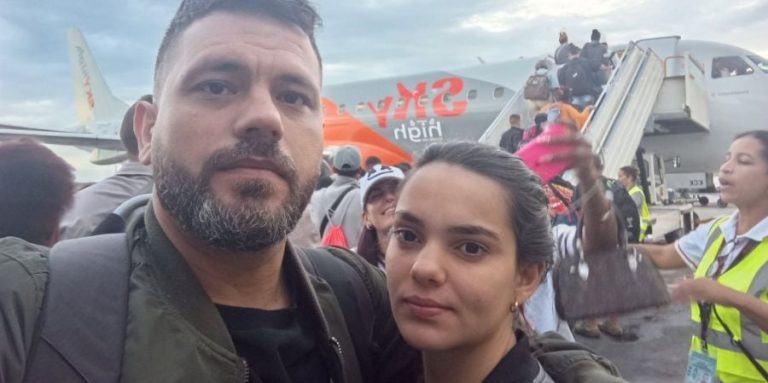 La Seguridad del Estado obliga al exilio a un periodista independiente y su esposa en Cuba