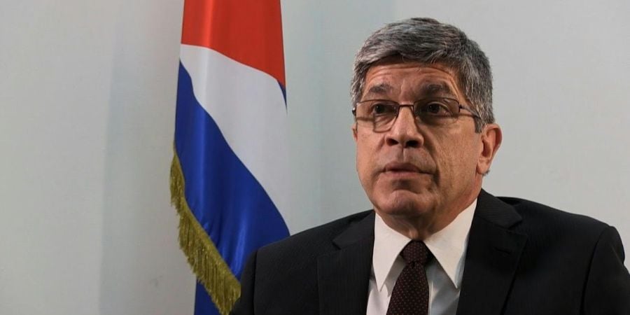 El régimen de La Habana advante sobre una eventual intervención militar de EE.UU. y admite su aislamiento internacional